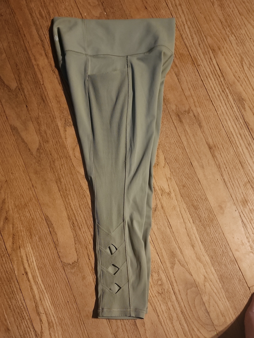 Like New Athleta Leggings - Picture 3 of 3